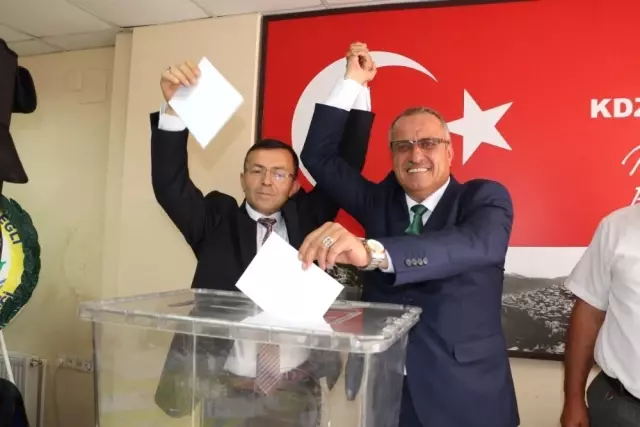 Kılıç, Güven Tazeledi