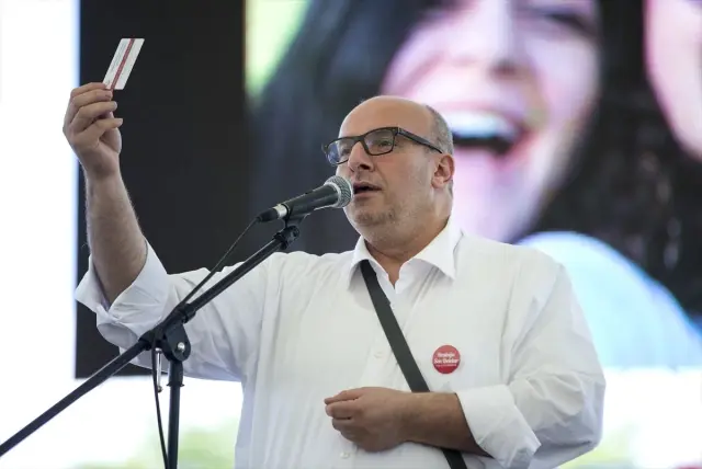 Öğrencilerden Organ Bağışı Farkındalık Kampanyası Öğrencilerden Organ Bağışı Farkındalık Kampanyası