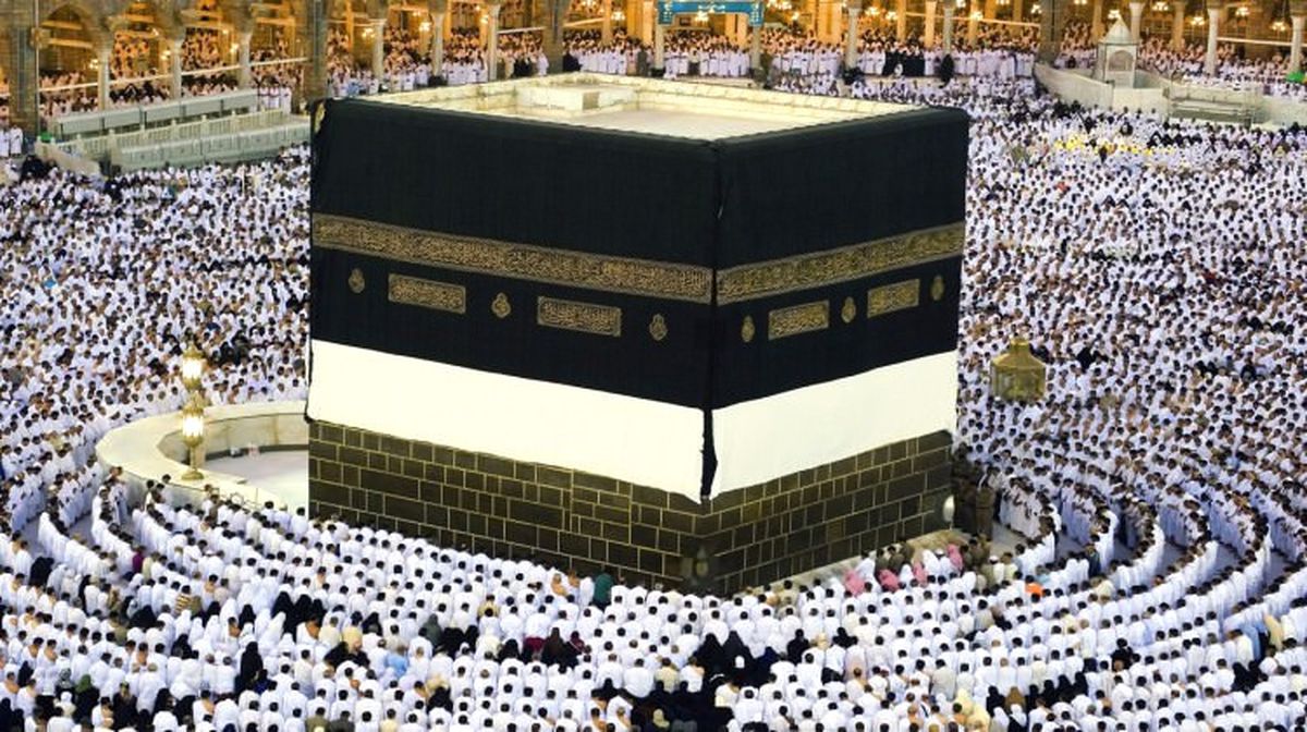 Suudi Arabistan, Umre İçin Gelen Katar Vatandaşlarını Kabe'ye Almadı