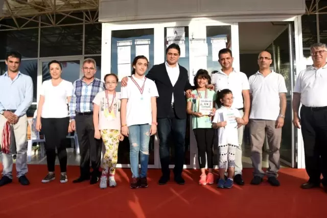 Aliağa'da Satranç Turnuvası Sona Erdi