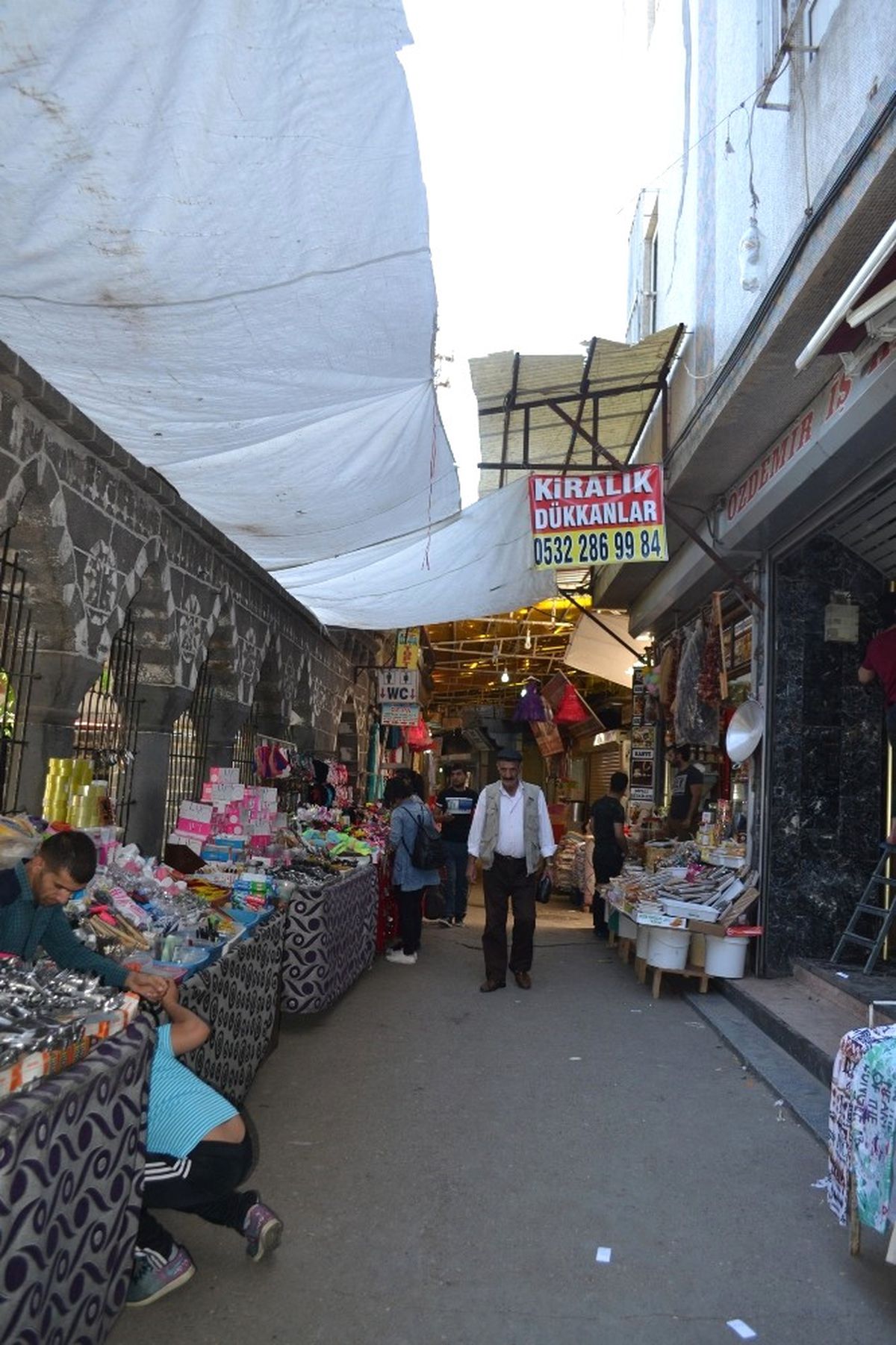 Aşefçiler Çarşısı Esnafı da Yenileme Çalışmaları İstiyor