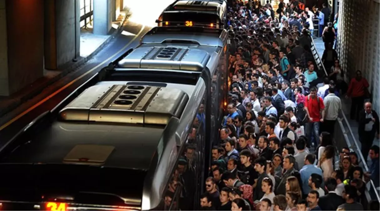 Bayramda İstanbul'da Ulaşım Yüzde 50 İndirimli