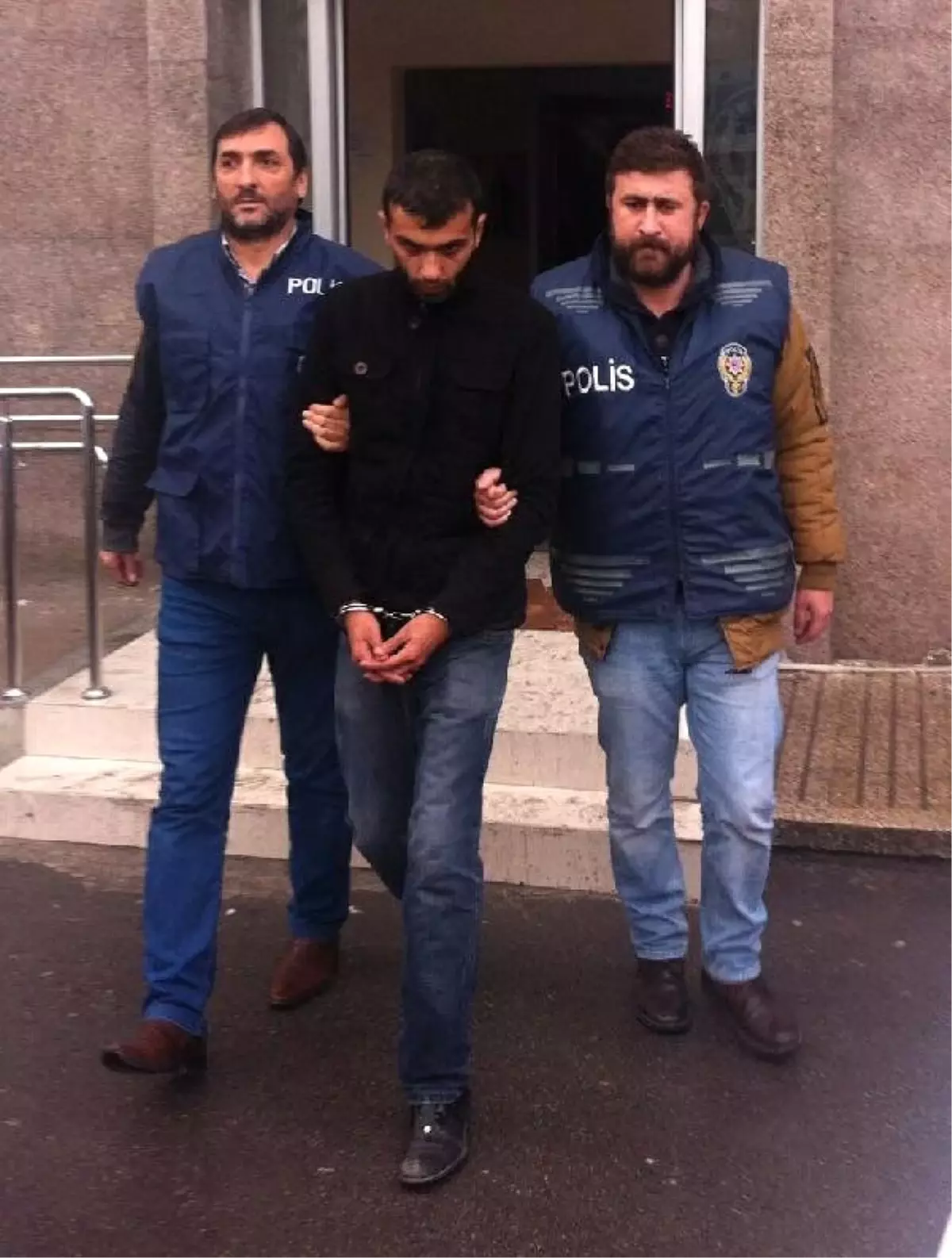 Duygu Şen'in Öldürülmesi Davası Ertelendi