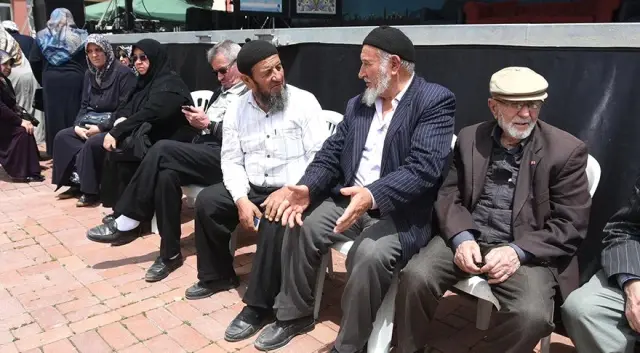 Umre'ye Götürme Vaadiyle 54 Kişiyi Dolandırdılar