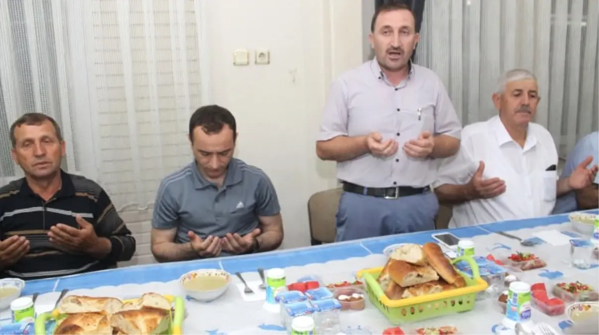 Manyas'ta Şehit Yakınları ve Gazilere İftar