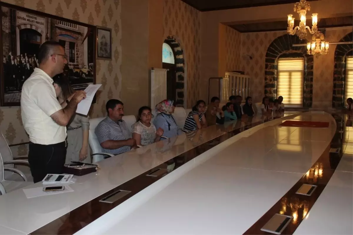 Teog Birincilerine Kaymakam'dan Ödül