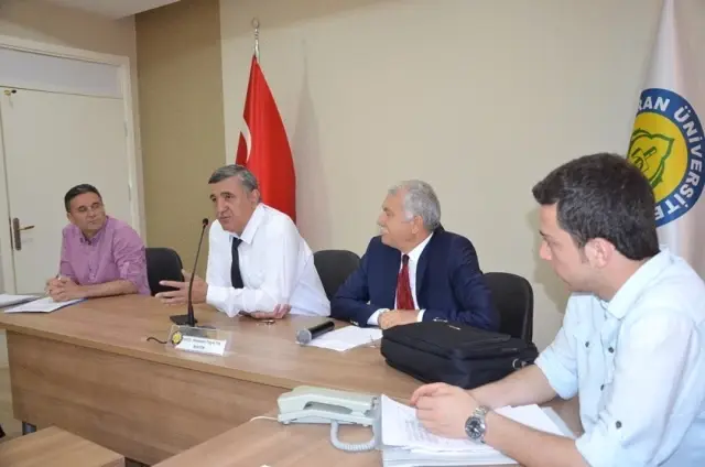 Harran Üniversitesinde Göç Politikaları Çalıştayı Yapıldı Harran Üniversitesinde Göç Politikaları Çalıştayı Yapıldı