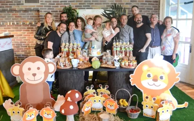 İçerde Oyuncuları Doğum Günü Partisinde Buluştu