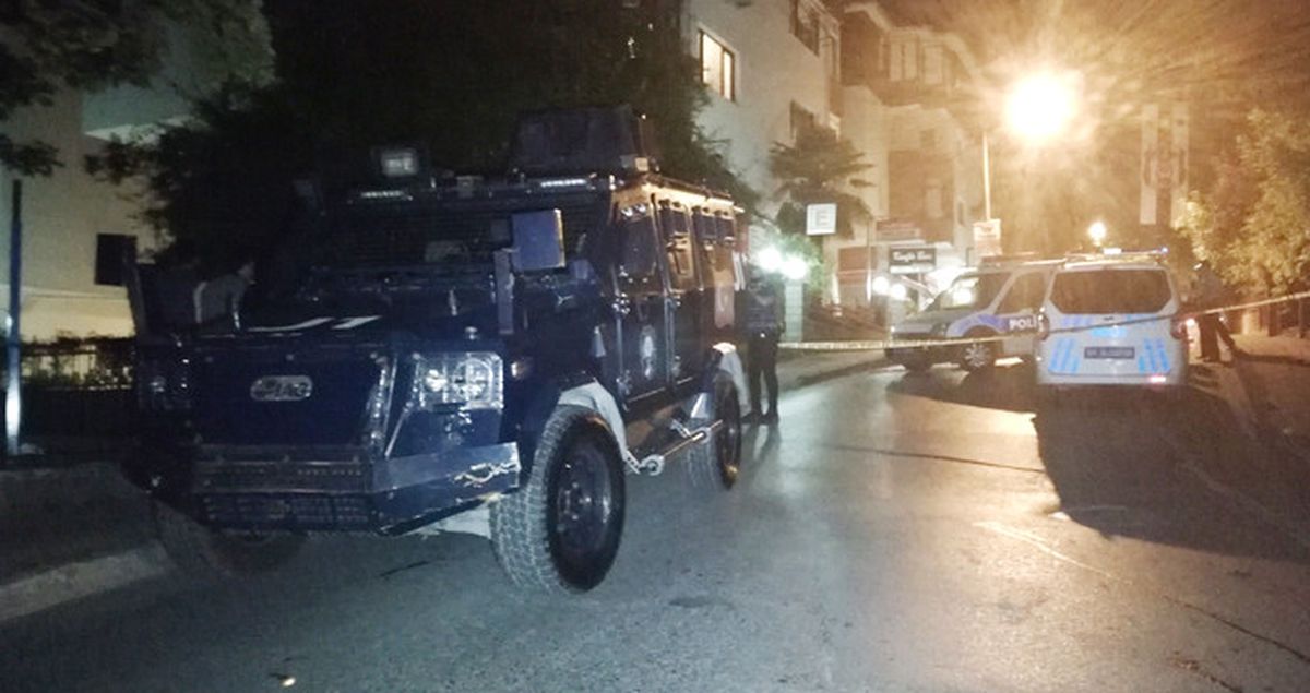 Kadıköy'deki Terör Operasyonunda Çatışma Çıktı: 1 Ölü
