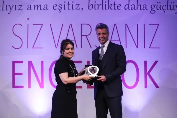 3. Vala Gedik Ödülleri Sahiplerini Buldu 3. Vala Gedik Ödülleri Sahiplerini Buldu