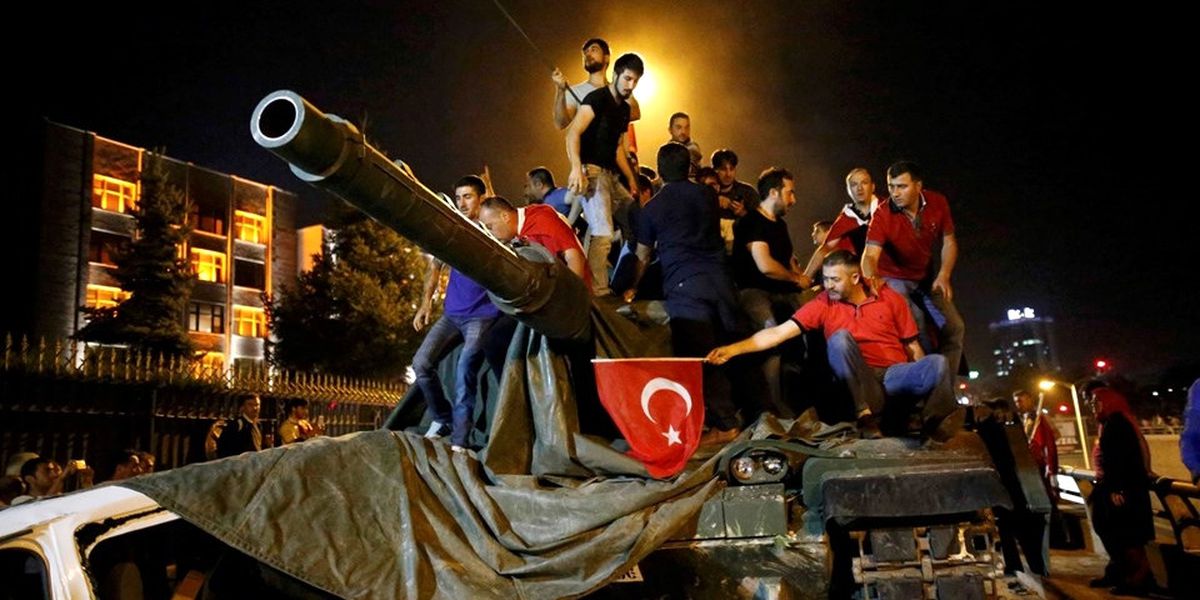 İbrahim Kalın: 15 Temmuz'un Birinci Yıl Dönümünde Bir Haftalık Anma Programları Düzenlenecek
