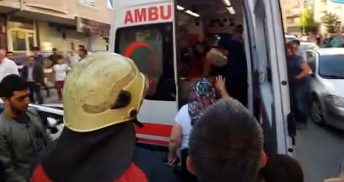 İstanbul'da Korkunç Olay: Küçük Çocuk Asansörle Duvar Arasına Sıkıştı