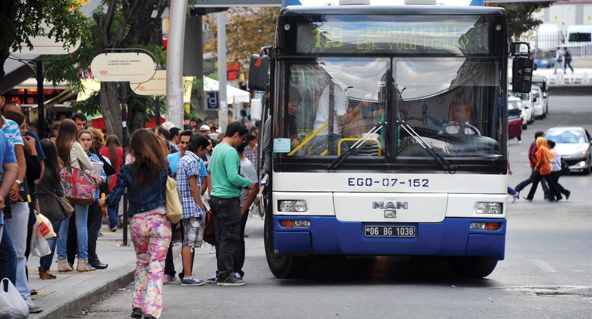 Bayramda Ulaşım Ankara'da Ücretsiz, İstanbul ve İzmir'de Yüzde 50 İndirimli