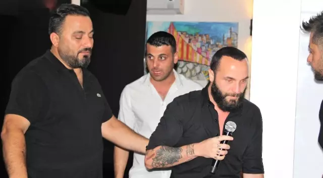 Berkay 'İnşallah Eşim Ben Sahnedeyken Doğum Yapmaz' Berkay 'İnşallah Eşim Ben Sahnedeyken Doğum Yapmaz'