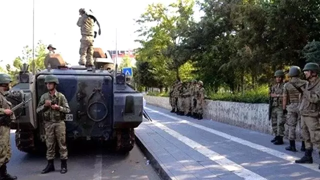 Dha Yurt - Kulp'a Bağlı 25 Köyde Sokağa Çıkma Yasağı İlan Edildi Dha Yurt - Kulp'a Bağlı 25 Köyde Sokağa Çıkma Yasağı İlan Edildi