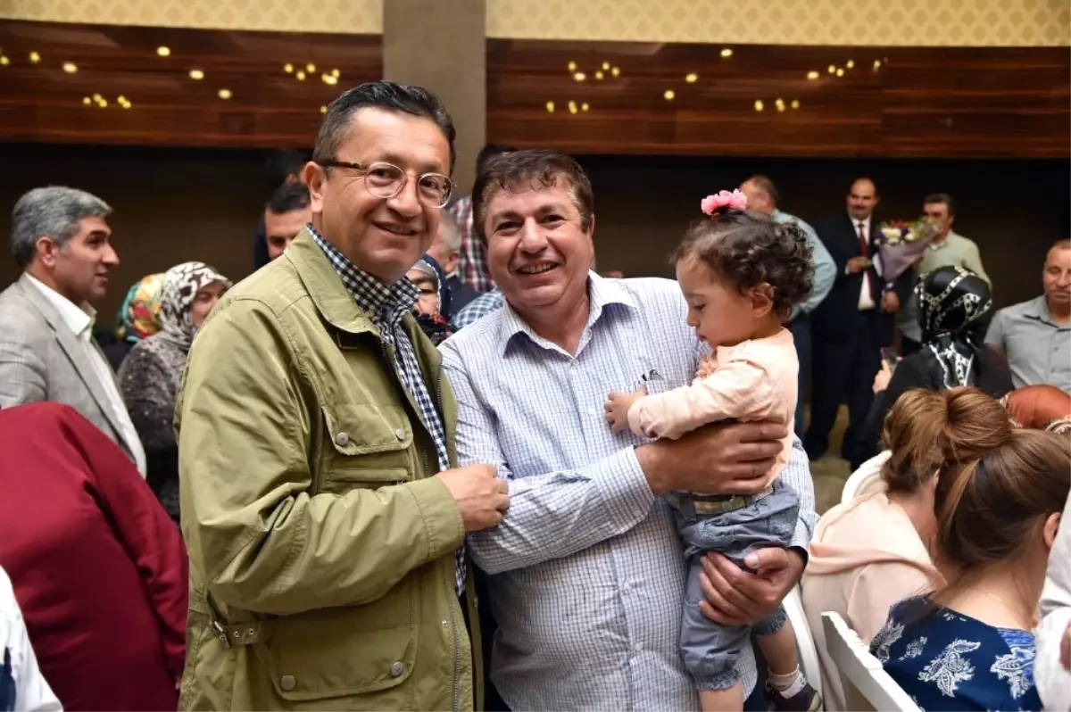 Altındağ'da İki Mahalle Bir Sofrada Buluştu