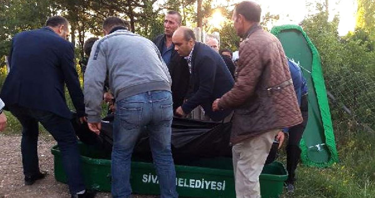 Sivas'ta Lise Öğrencisi Ailesine Mektup Bırakarak İntihar Etti