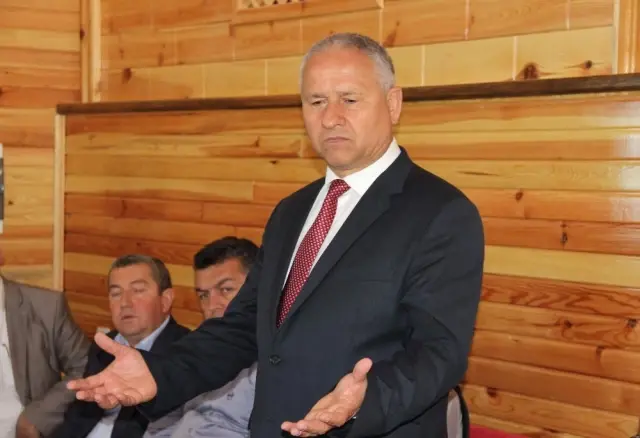 Belediye Başkanı Çaylı, İlçe Başkanı Kırık'a Sert Çıktı
