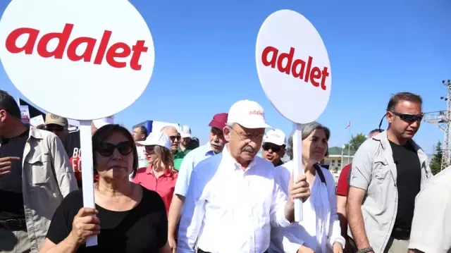 Kılıçdaroğlu'na Adalet Yürüyüşü'nün 3. Gününde Doktor Müdahalesi