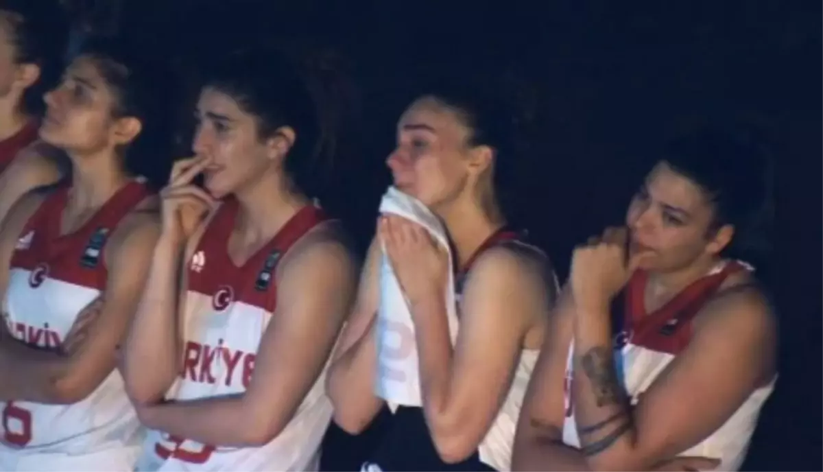Kadın Basketbolcuları Gözyaşlarına Boğan Sürpriz