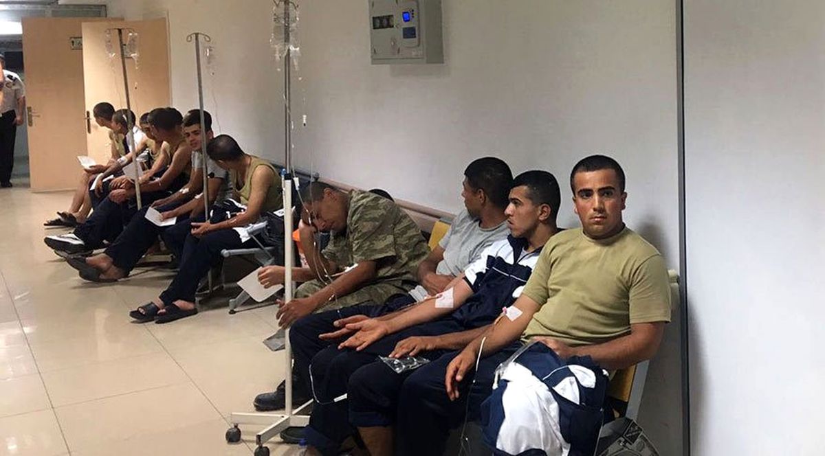 Manisa'da Bin 46 Askeri Hindi Eti ve Makarna Zehirlemiş
