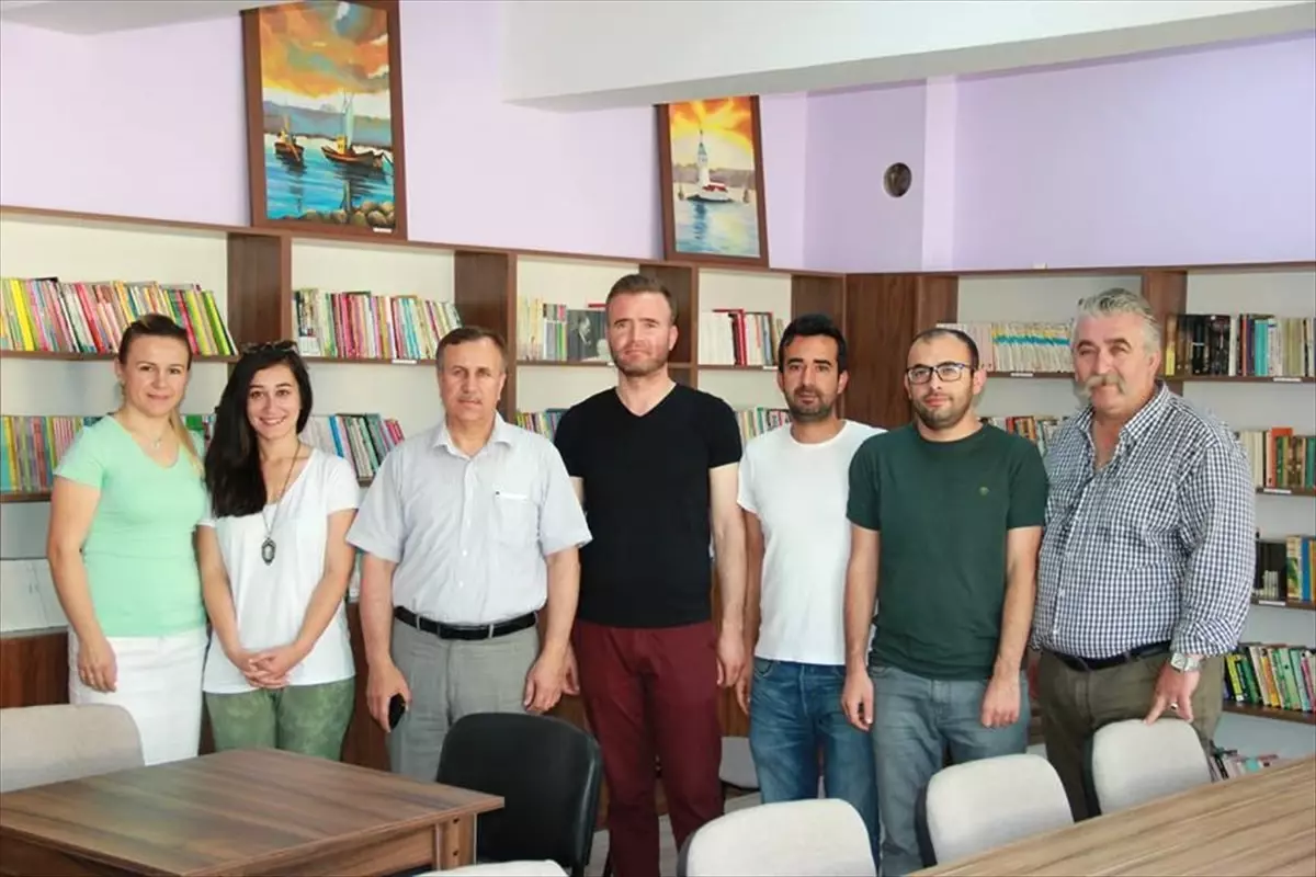 Lüleburgaz'da 'Kütüphane Kuruyoruz' Kampanyası