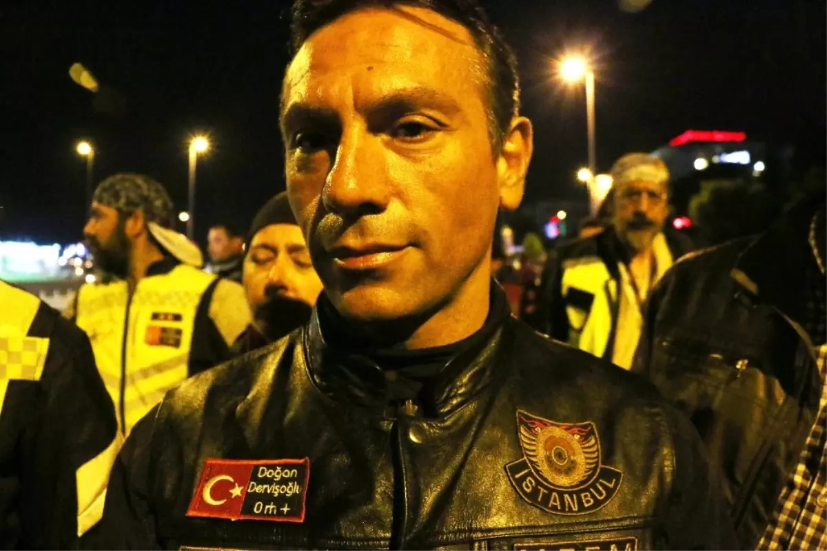 Motorculardan E-5'te Konvoylu Eylem