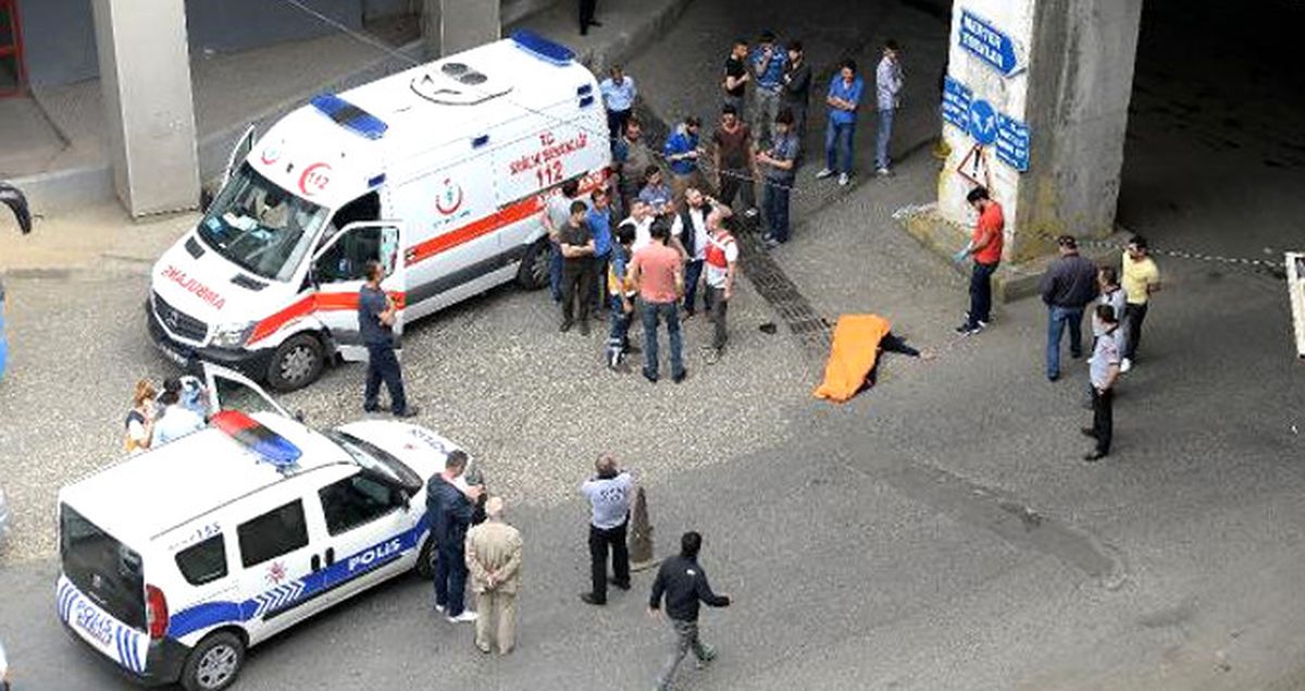 İstanbul 15 Temmuz Otogarında Suriyeli Bir Kadın 20 Metre Yükseklikten Düşerek Öldü
