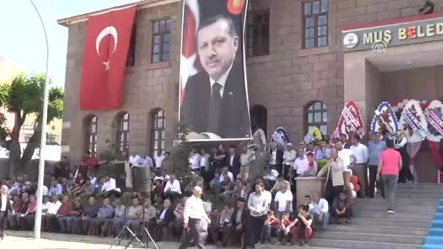 Özhaseki: 'Devlet Kudret Şamarıyla Teröristlere Vurdu ve Kazdıkları Çukurlara Doldurdu' Özhaseki: 'Devlet Kudret Şamarıyla Teröristlere Vurdu ve Kazdıkları Çukurlara Doldurdu'