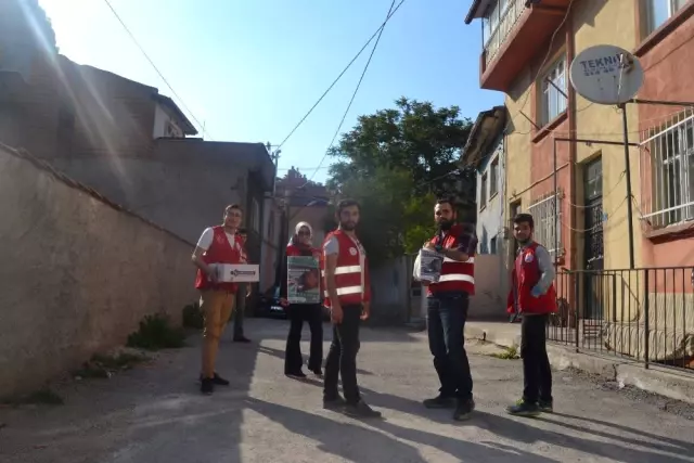 Ramazan'da 'Kimsesizlerin Kimsesi Siz Olun' Projesi Devam Ediyor