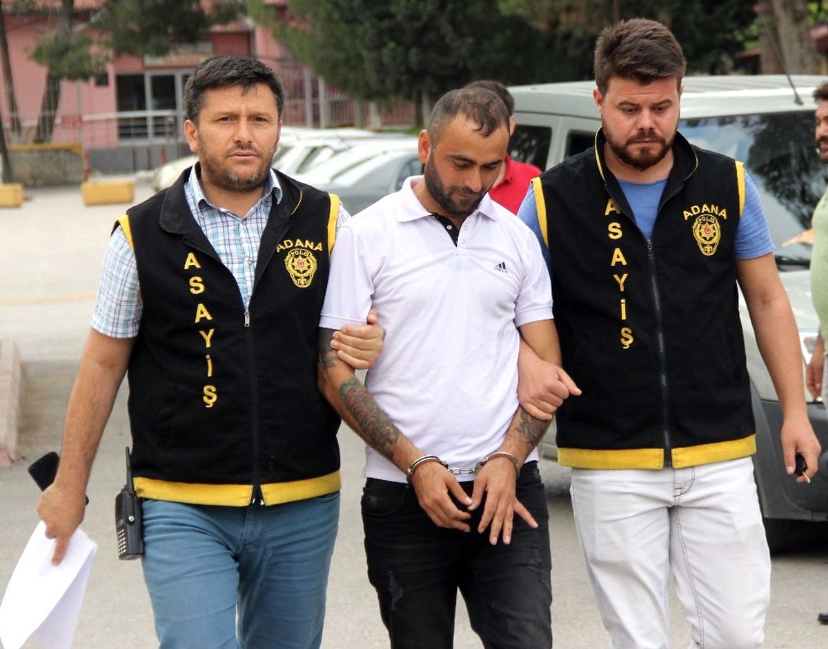 Aldattığını Düşündüğü Karısını Öldürdü, 'Pişmanım' Diyerek Ağladı