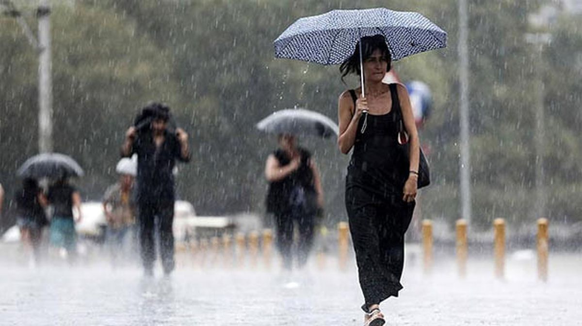 Meteoroloji, İstanbul İçin Saat Verdi! Sağanak Yağış Geliyor