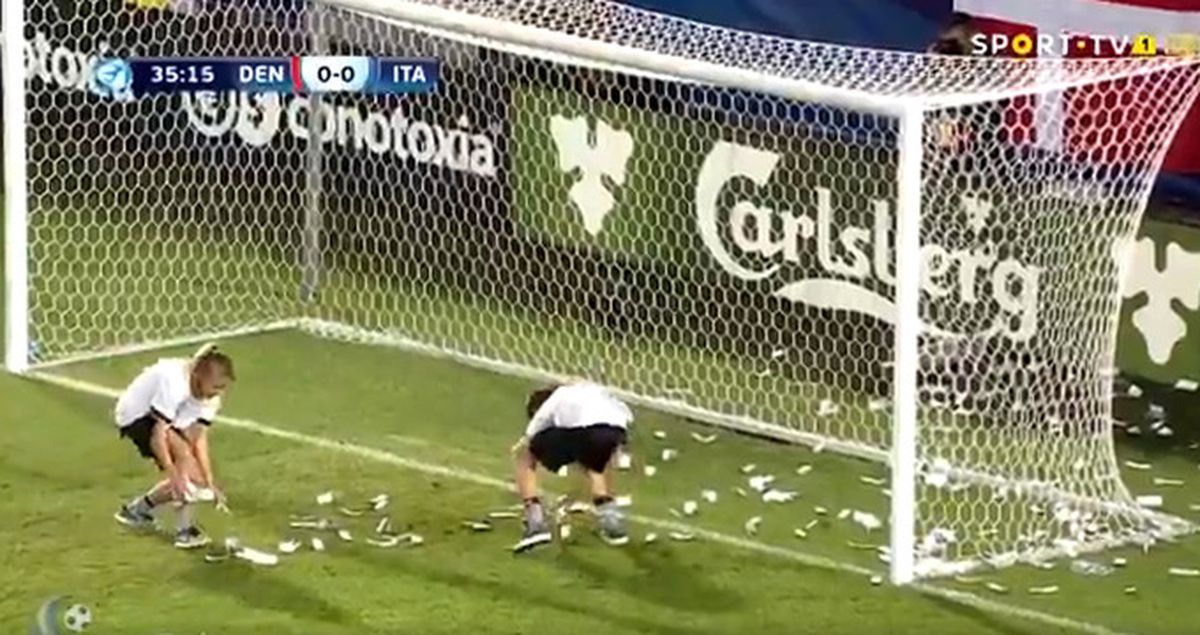 Taraftarlar, Milan'la Sözleşme Yenilemeyen Donnarumma'ya Para Attı