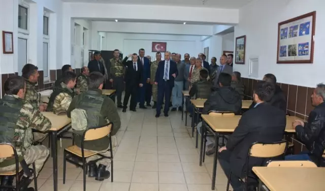 Vali Azizoğlu, Operasyon Bölgesinde İncelemelerde Bulundu Vali Azizoğlu, Operasyon Bölgesinde İncelemelerde Bulundu