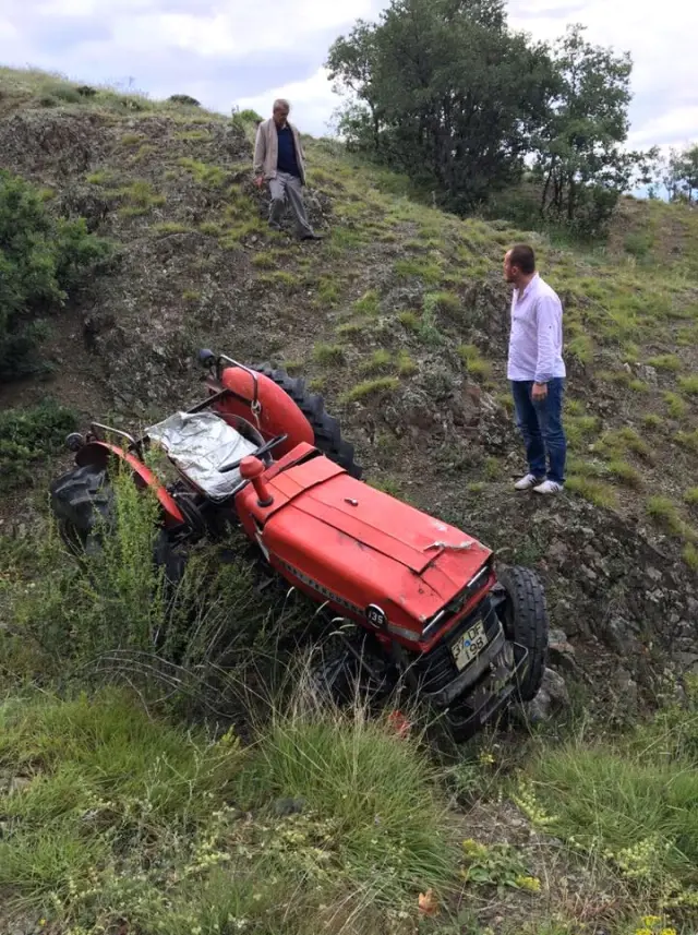 Kastamonu'da Traktör Uçuruma Yuvarlandı: 1 Yaralı