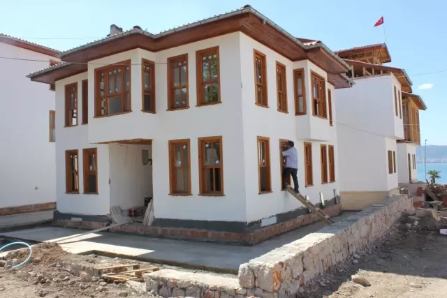 Tarihi Yalı Evleri Restorasyon Çalışmaları Tüm Hızıyla Devam Ediyor