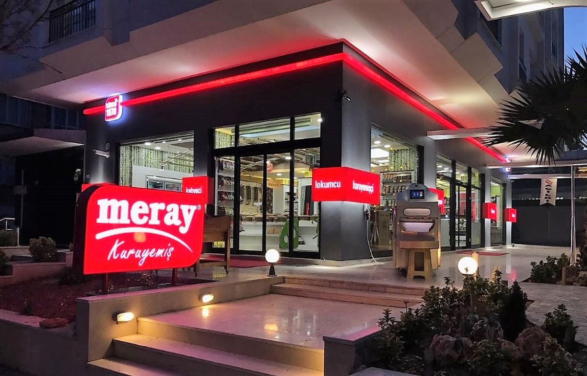 Meray Kuruyemiş'te Bayram Coşkusu