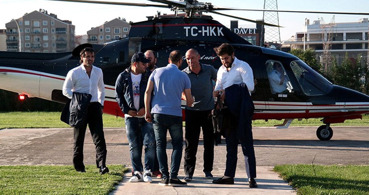 Bursaspor'un Anlaştığı Teknik Direktör Le Guen, Şehre Helikopterle Geldi