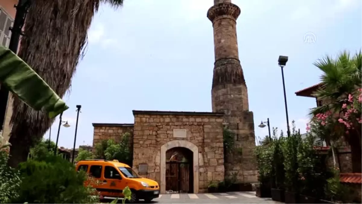 Fethin Sembolü Cami Restore Ediliyor