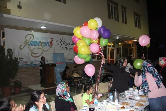 Gaziantep'te Yetim Ailelerine İftar