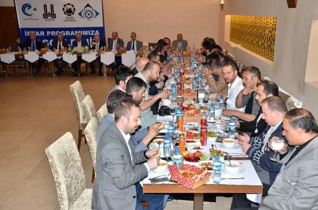 2. Osb Yönetiminden Yatırımcılara İftar 2. Osb Yönetiminden Yatırımcılara İftar