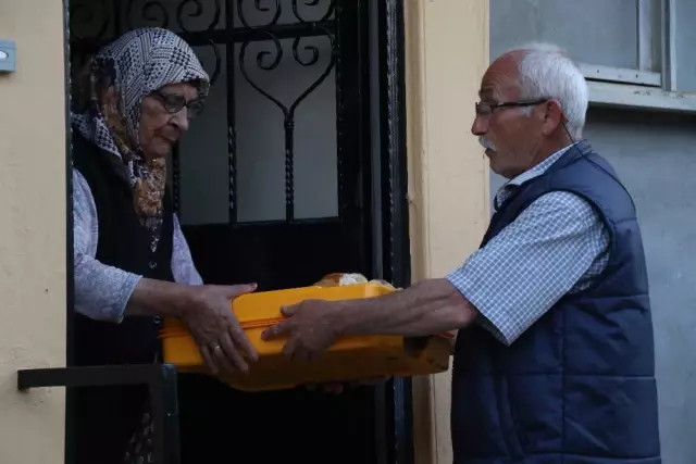 Bu Köyde Evlerde İftar Sofrası Kurulmuyor Bu Köyde Evlerde İftar Sofrası Kurulmuyor