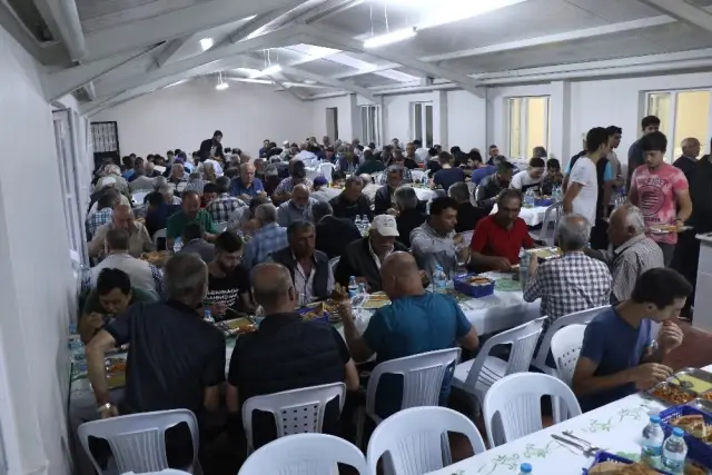 Bu Köyde Evlerde İftar Sofrası Kurulmuyor Bu Köyde Evlerde İftar Sofrası Kurulmuyor