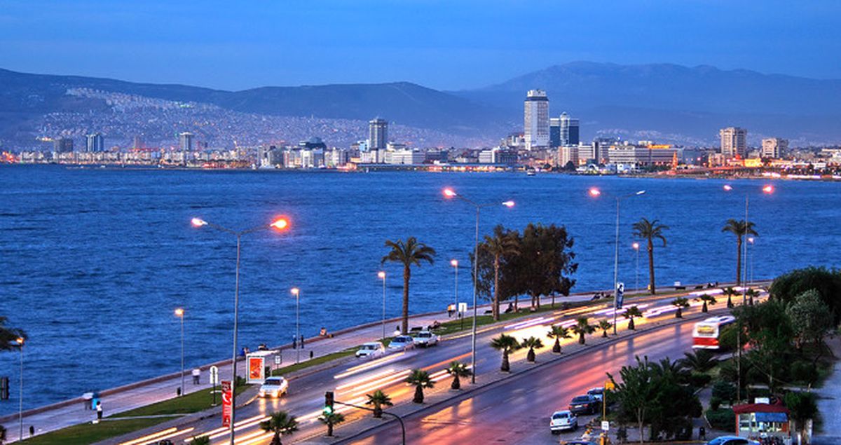İzmir Yine Sallandı! Bu Kez Depremin Şiddeti 5
