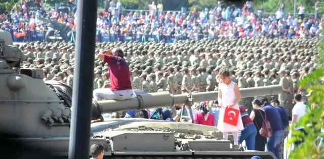 Asker Ailelerinden Çıkan Haberlere Tepki Asker Ailelerinden Çıkan Haberlere Tepki
