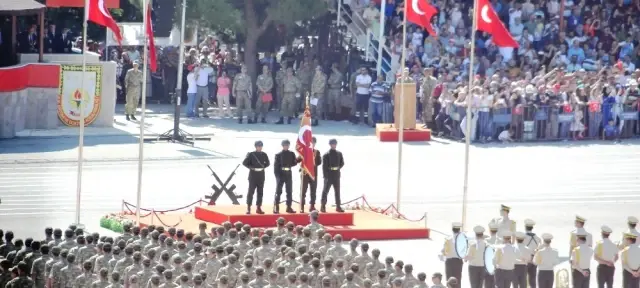 Asker Ailelerinden Çıkan Haberlere Tepki Asker Ailelerinden Çıkan Haberlere Tepki