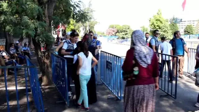Asker Ailelerinden Çıkan Haberlere Tepki Asker Ailelerinden Çıkan Haberlere Tepki