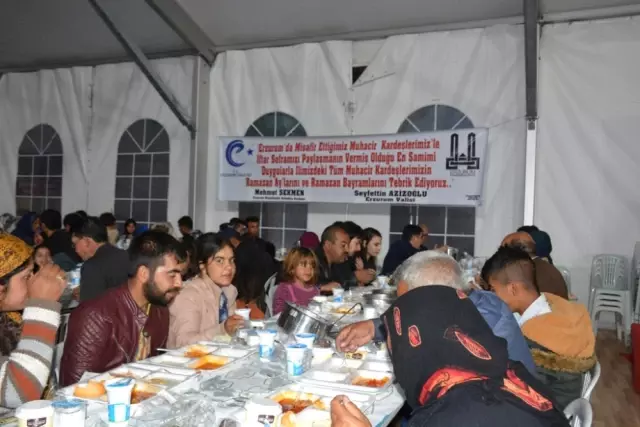 Erzurum Valiliği'nden Mültecilere İftar Yemeği Erzurum Valiliği'nden Mültecilere İftar Yemeği