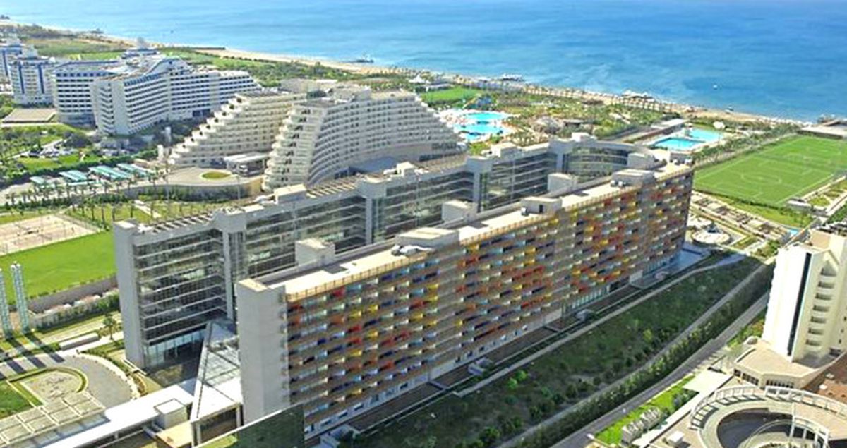 Satışa Çıkarılan Kervansaray Otel'e Yine Talip Çıkmadı