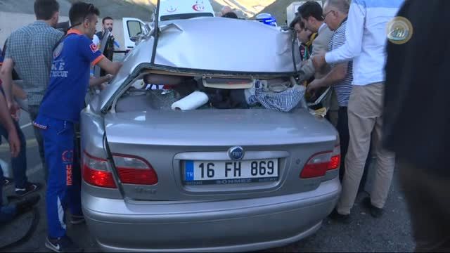 Başbakan Yıldırım'ın güzergahında feci kaza: 5 kişi hayatını kaybetti